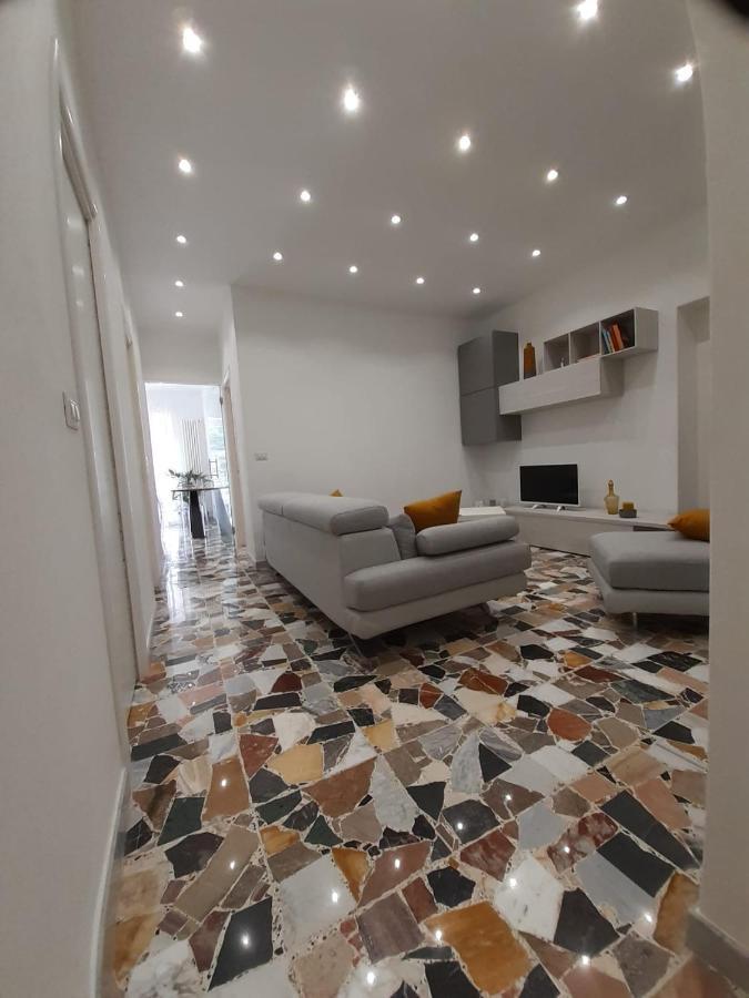 Appartement L'ortensia à Pigna Extérieur photo