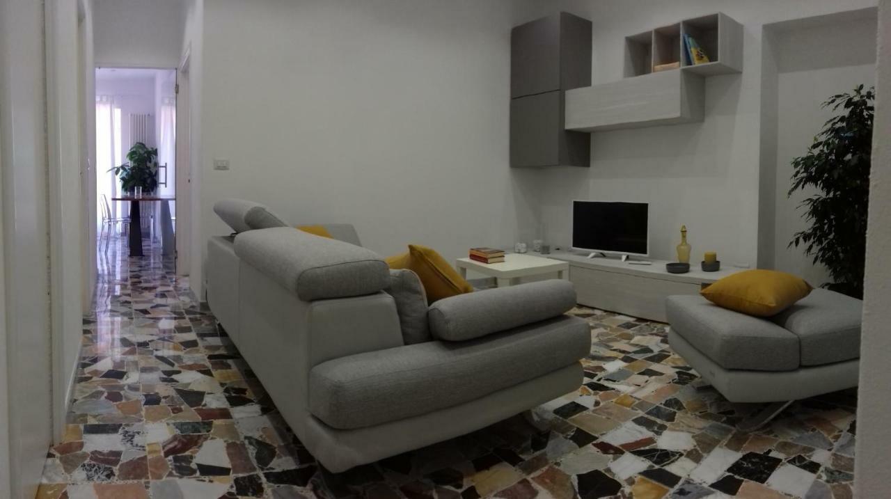 Appartement L'ortensia à Pigna Extérieur photo
